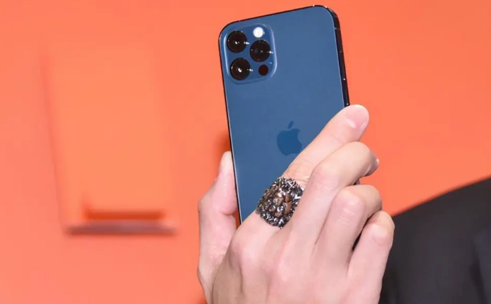 安仁苹果手机维修分享iPhone12系列重启方法教程 